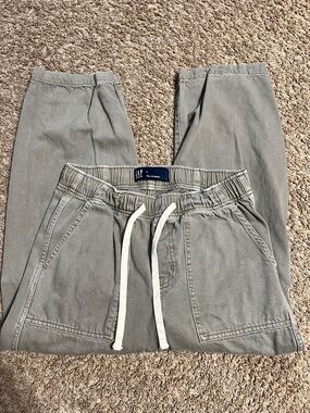 GAP pull on barrel pants